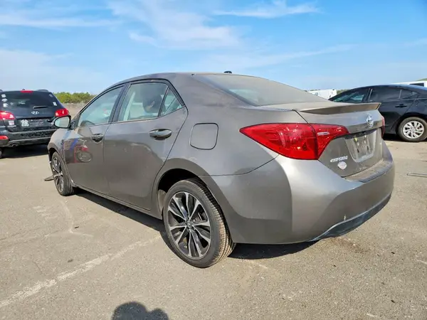 2T1BURHE9JC971412 2018 TOYOTA COROLLA - Image 2