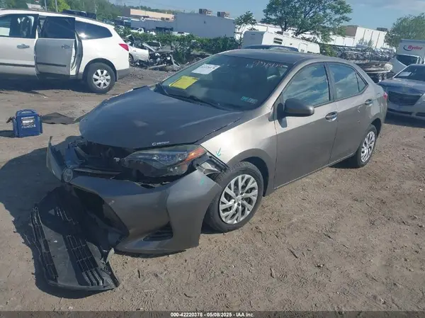 2T1BURHE9JC971913 2018 TOYOTA COROLLA - Image 2
