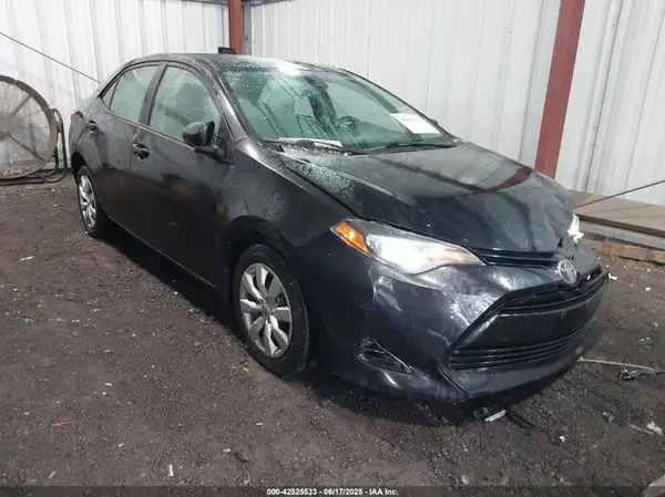 2T1BURHE9JC974150 2018 TOYOTA COROLLA - Image 1