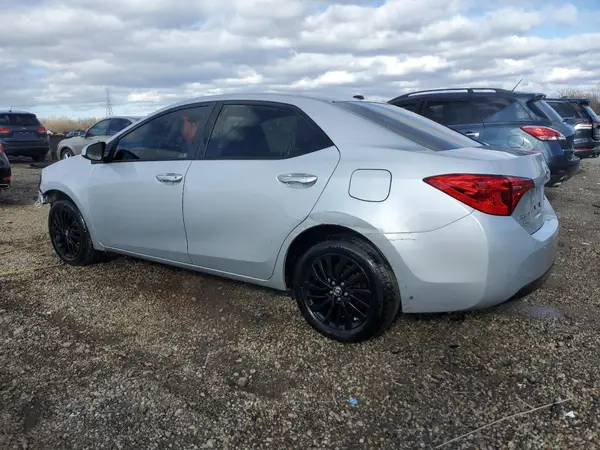 2T1BURHE9JC974696 2018 TOYOTA COROLLA - Image 2