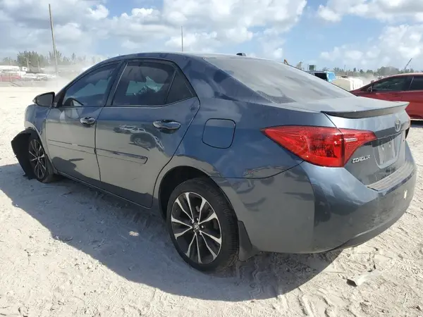 2T1BURHE9JC976948 2018 TOYOTA COROLLA - Image 2