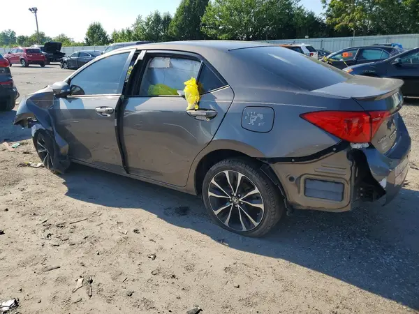 2T1BURHE9JC977047 2018 TOYOTA COROLLA - Image 2