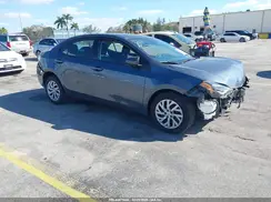2T1BURHE9JC978635 2018 TOYOTA COROLLA