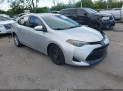 2T1BURHE9JC981776 2018 TOYOTA COROLLA