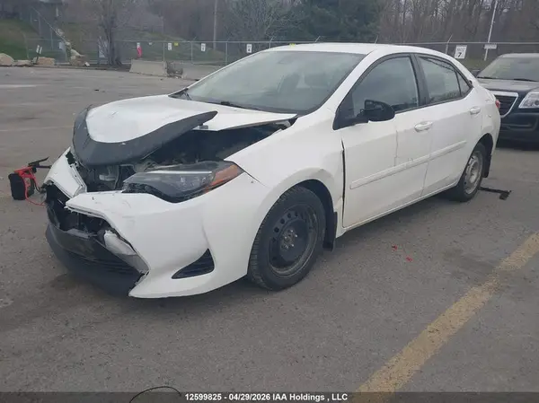 2T1BURHE9JC983155 2018 TOYOTA COROLLA - Image 2