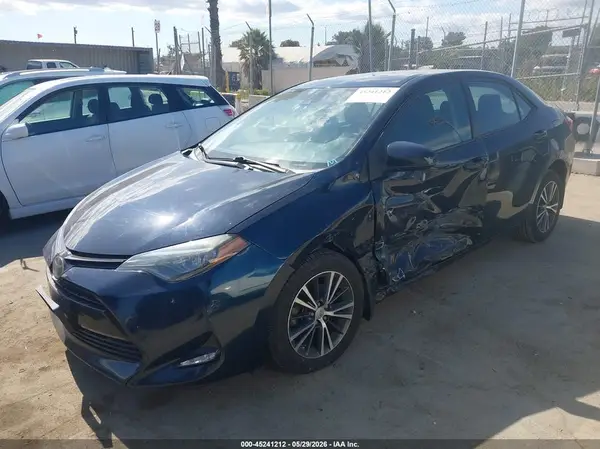 2T1BURHE9JC983866 2018 TOYOTA COROLLA - Image 2