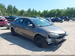 2T1BURHE9JC989439 2018 TOYOTA COROLLA