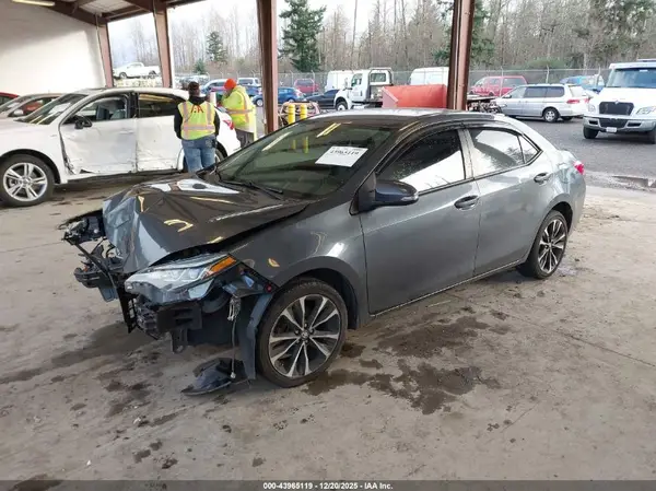 2T1BURHE9JC995760 2018 TOYOTA COROLLA - Image 2