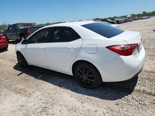 2T1BURHE9KC131681 2019 TOYOTA COROLLA - Image 2