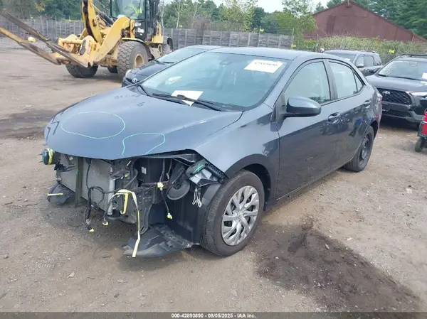 2T1BURHE9KC131924 2019 TOYOTA COROLLA - Image 2