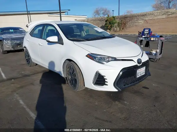 2T1BURHE9KC134631 2019 TOYOTA COROLLA - Image 1
