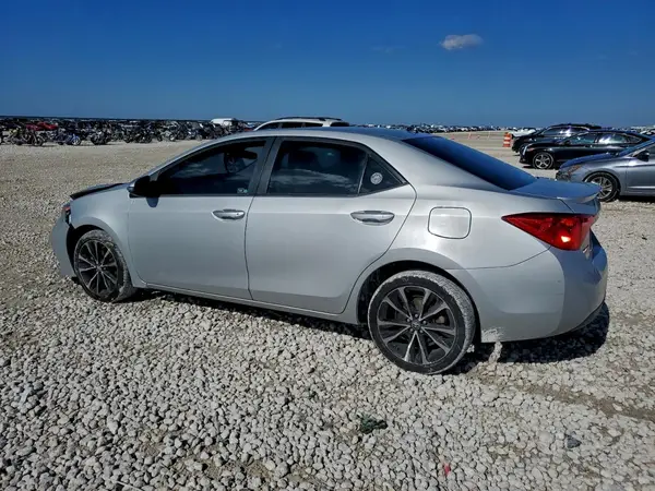 2T1BURHE9KC136377 2019 TOYOTA COROLLA - Image 2