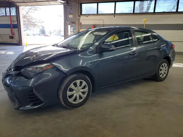 2T1BURHE9KC136573 2019 TOYOTA COROLLA - Image 1