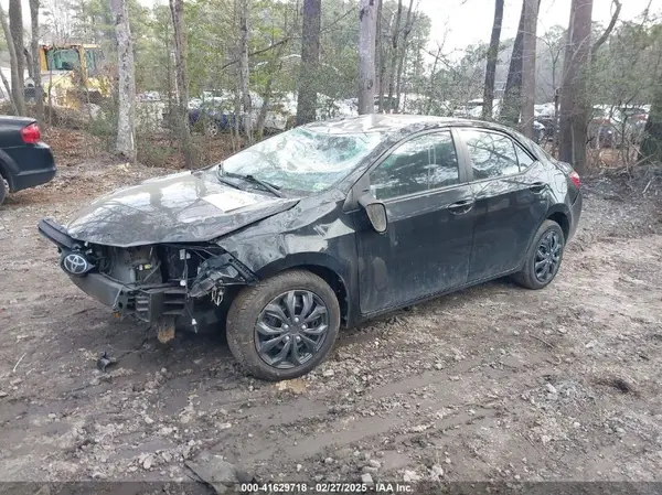 2T1BURHE9KC136783 2019 TOYOTA COROLLA - Image 2