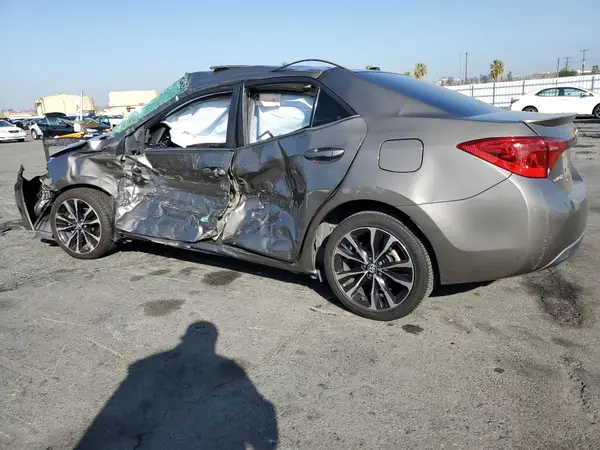 2T1BURHE9KC137268 2019 TOYOTA COROLLA - Image 2