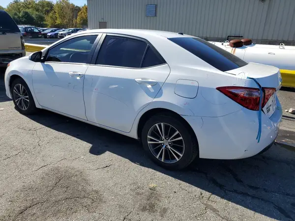 2T1BURHE9KC142857 2019 TOYOTA COROLLA - Image 2