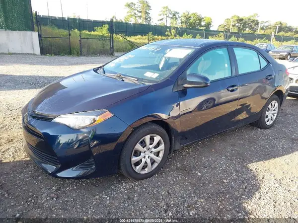 2T1BURHE9KC145399 2019 TOYOTA COROLLA - Image 2