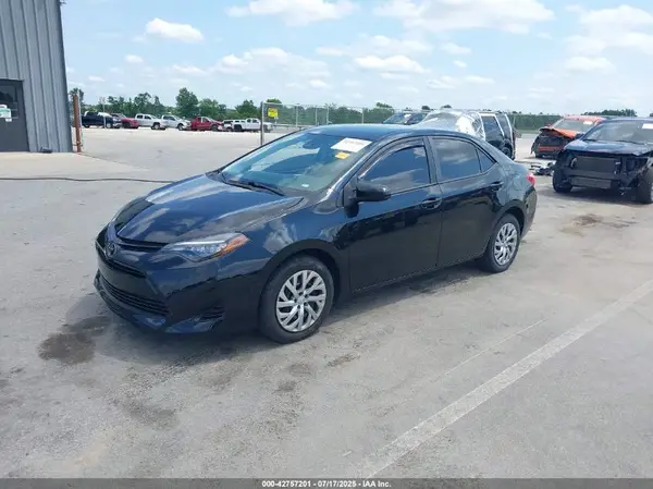 2T1BURHE9KC150442 2019 TOYOTA COROLLA - Image 2