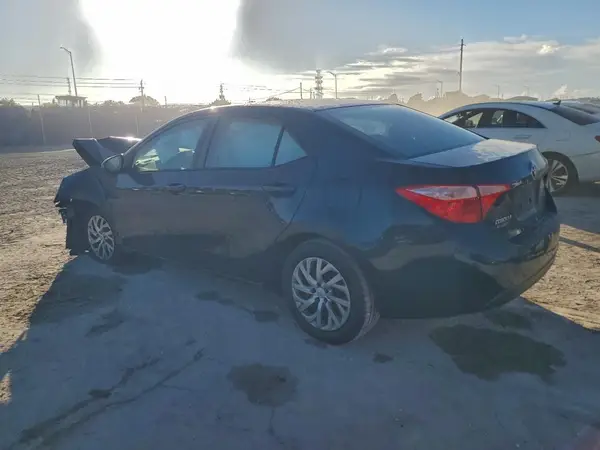 2T1BURHE9KC155835 2019 TOYOTA COROLLA - Image 2