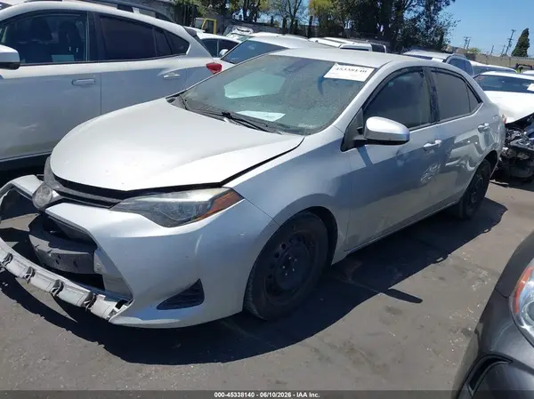 2T1BURHE9KC158637 2019 TOYOTA COROLLA - Image 2