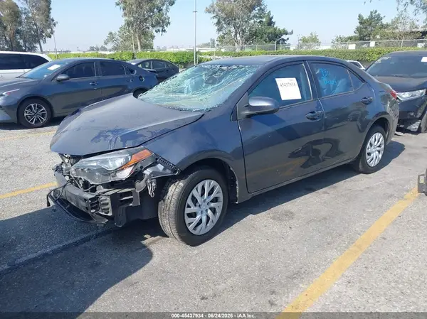 2T1BURHE9KC160999 2019 TOYOTA COROLLA - Image 2