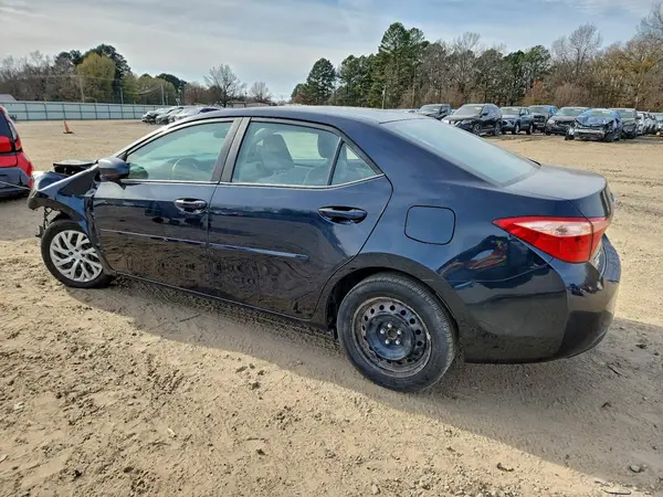2T1BURHE9KC172151 2019 TOYOTA COROLLA - Image 2