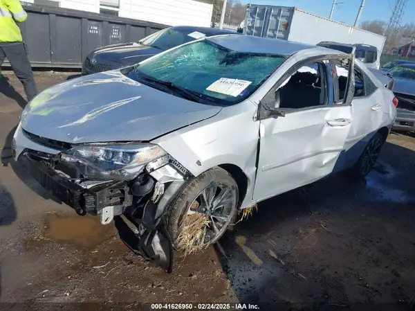 2T1BURHE9KC180461 2019 TOYOTA COROLLA - Image 2