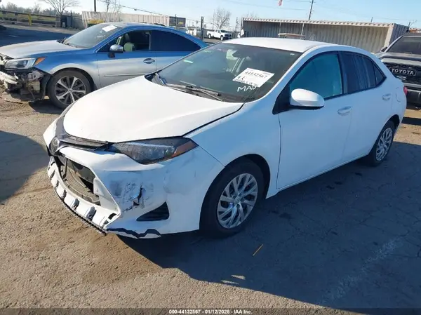 2T1BURHE9KC194246 2019 TOYOTA COROLLA - Image 2