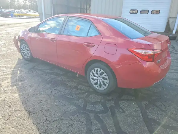 2T1BURHE9KC203804 2019 TOYOTA COROLLA - Image 2