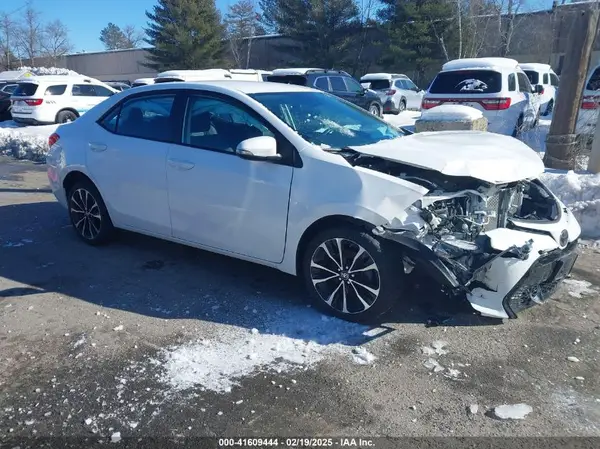 2T1BURHE9KC203821 2019 TOYOTA COROLLA - Image 1