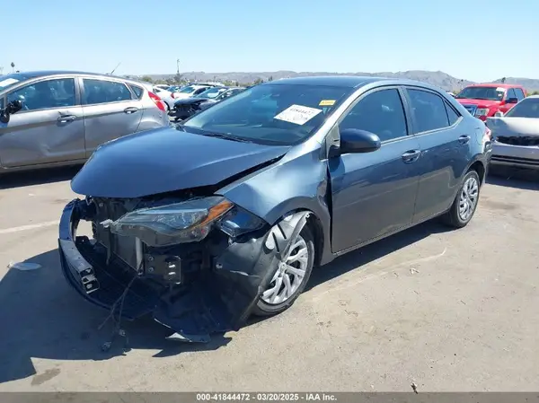 2T1BURHE9KC217993 2019 TOYOTA COROLLA - Image 2