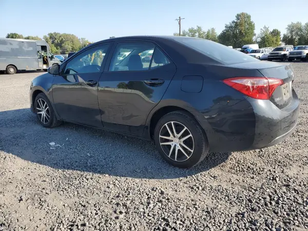 2T1BURHE9KC227990 2019 TOYOTA COROLLA - Image 2