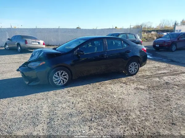 2T1BURHE9KC237631 2019 TOYOTA COROLLA - Image 2