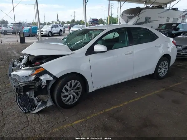 2T1BURHE9KC241789 2019 TOYOTA COROLLA - Image 2