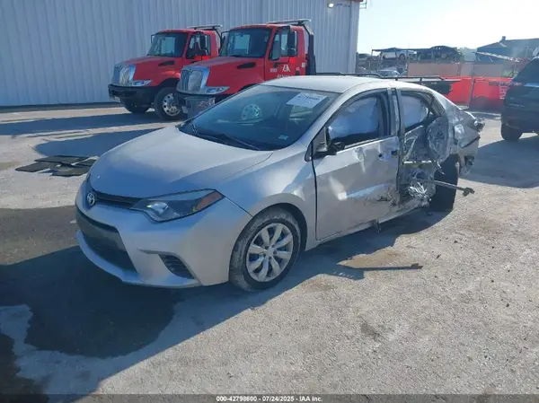 2T1BURHEXGC481800 2016 TOYOTA COROLLA - Image 2
