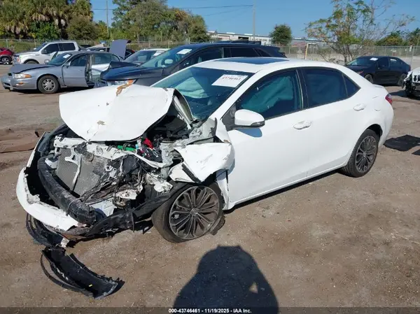 2T1BURHEXGC488987 2016 TOYOTA COROLLA - Image 2