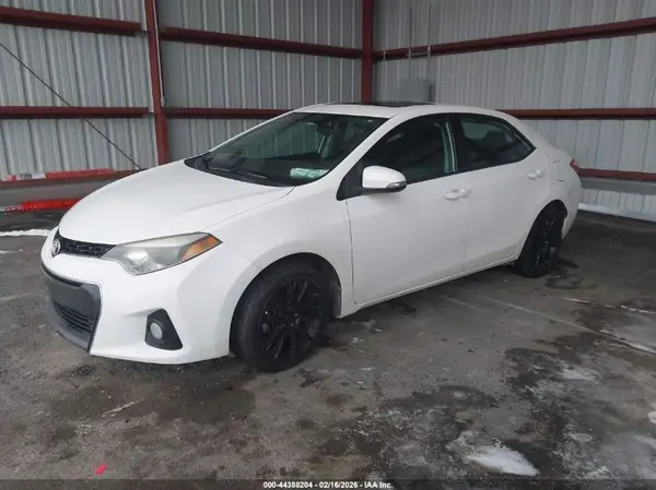 2T1BURHEXGC495325 2016 TOYOTA COROLLA - Image 2