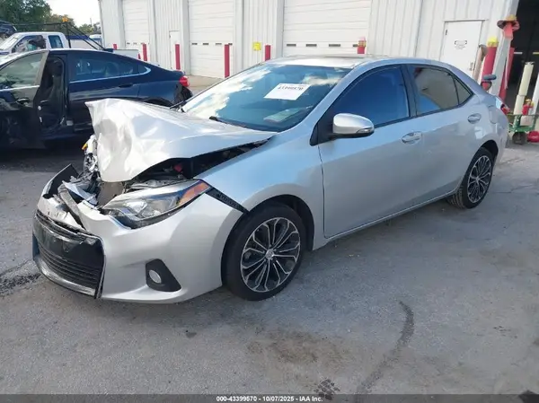 2T1BURHEXGC501026 2016 TOYOTA COROLLA - Image 2