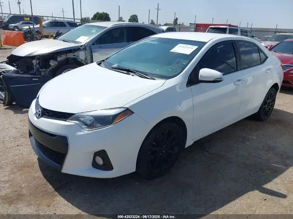 2T1BURHEXGC525763 2016 TOYOTA COROLLA - Image 2