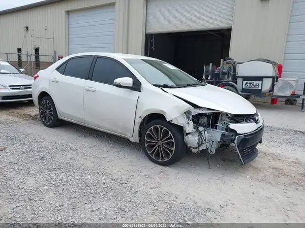 2T1BURHEXGC528825 2016 TOYOTA COROLLA - Image 1