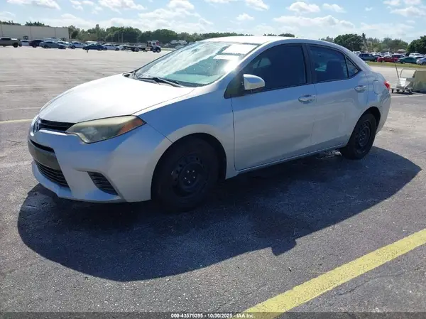 2T1BURHEXGC539548 2016 TOYOTA COROLLA - Image 2