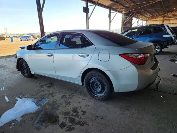 2T1BURHEXGC553594 2016 TOYOTA COROLLA - Image 2