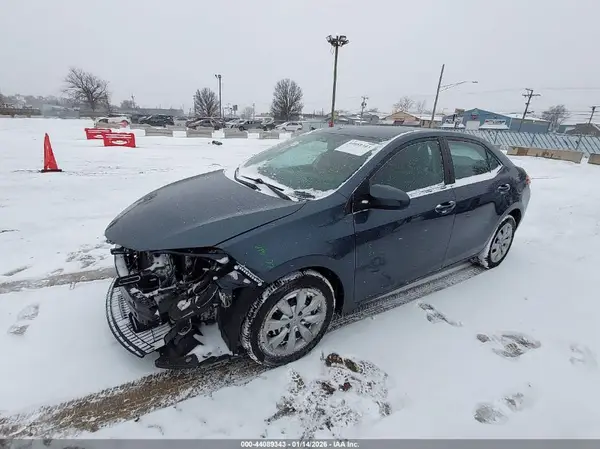 2T1BURHEXGC556981 2016 TOYOTA COROLLA - Image 2