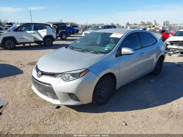 2T1BURHEXGC586451 2016 TOYOTA COROLLA - Image 2