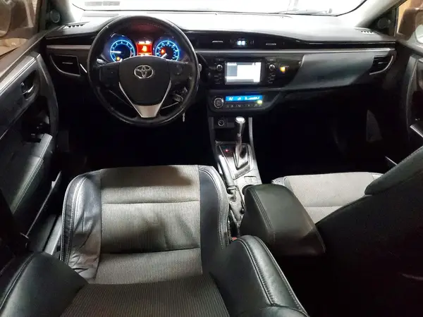 2T1BURHEXGC600056 2016 TOYOTA COROLLA - Image 8