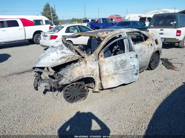 2T1BURHEXGC621506 2016 TOYOTA COROLLA - Image 2
