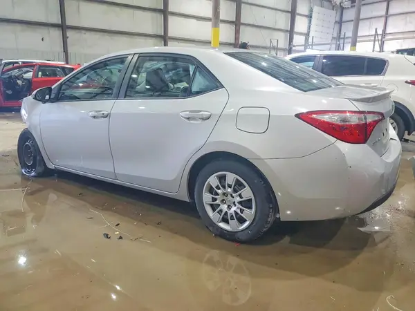 2T1BURHEXGC647863 2016 TOYOTA COROLLA - Image 2