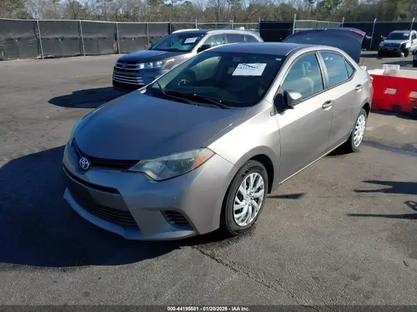 2T1BURHEXGC663173 2016 TOYOTA COROLLA - Image 2