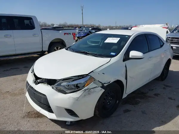 2T1BURHEXGC686470 2016 TOYOTA COROLLA - Image 2