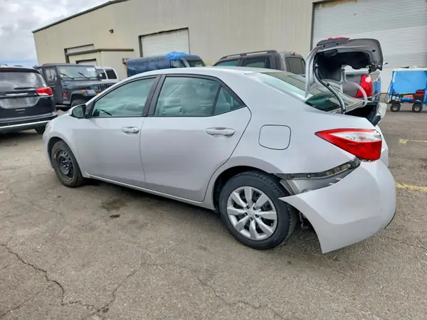 2T1BURHEXGC686534 2016 TOYOTA COROLLA - Image 2